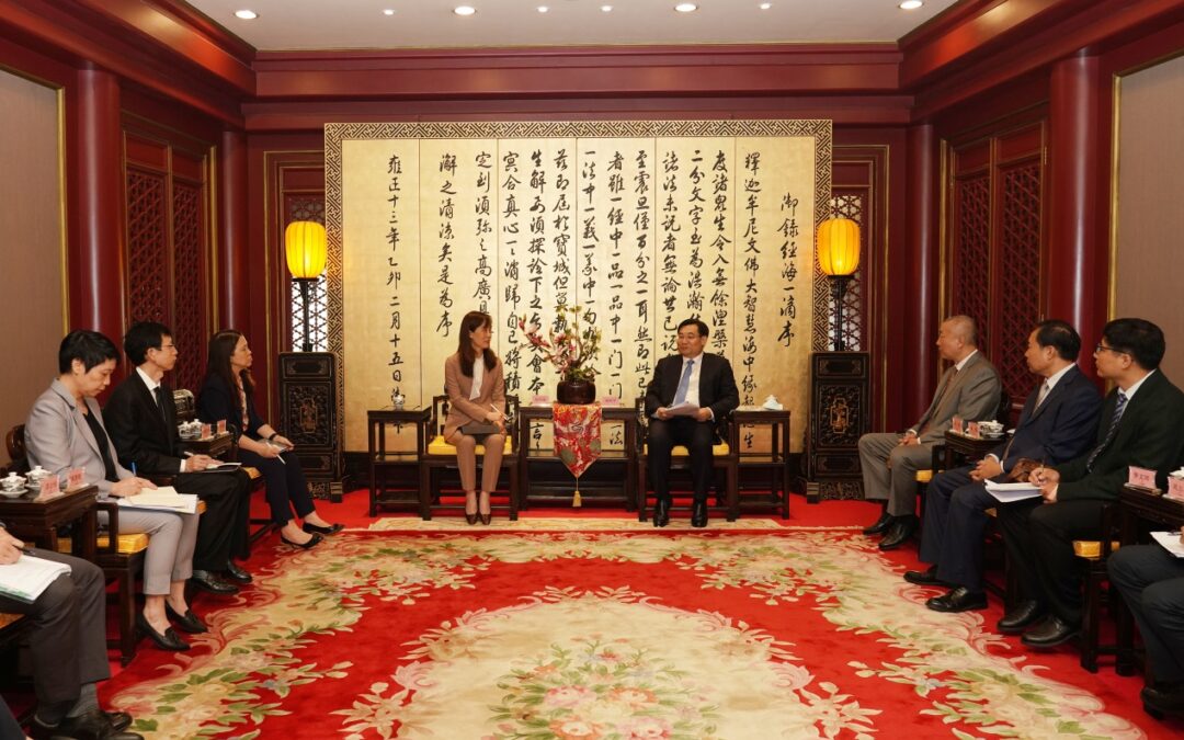 社会文化司司长率团赴京访部委