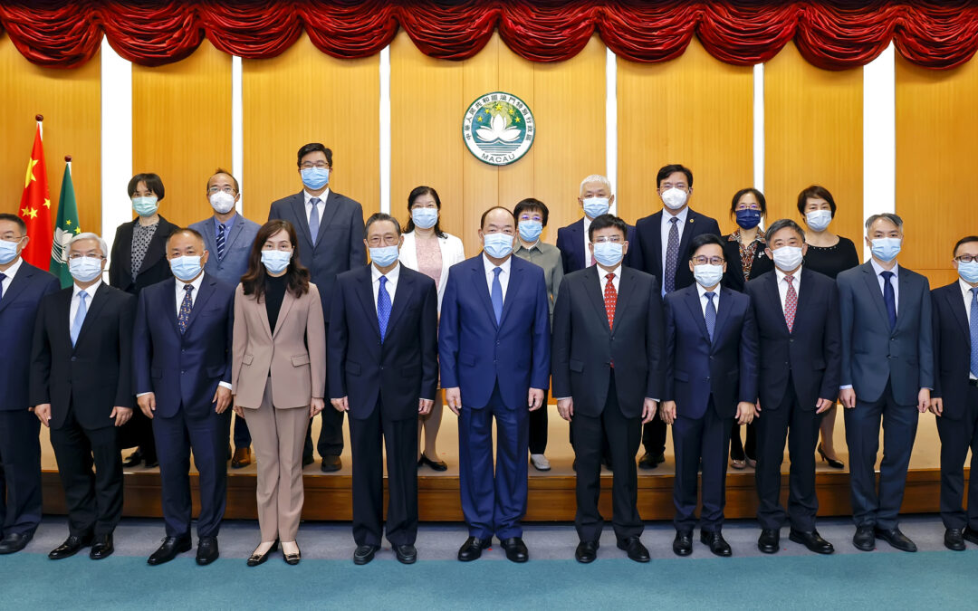 中成药审评专家顾问委员会聘书颁发仪式及第一次全体会议今日举行